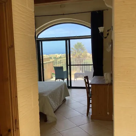 Ellie Boo Bed & Breakfast 4*