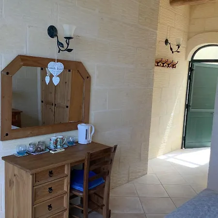 Ellie Boo Bed & Breakfast 4*