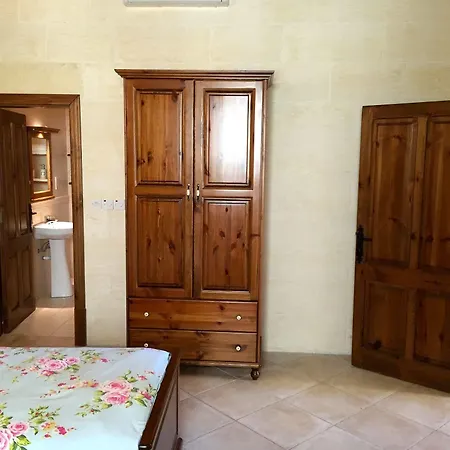 Ellie Boo Couette-café 4*