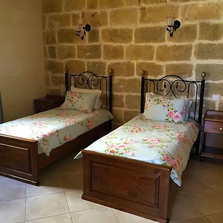 Ellie Boo Couette-café Victoria