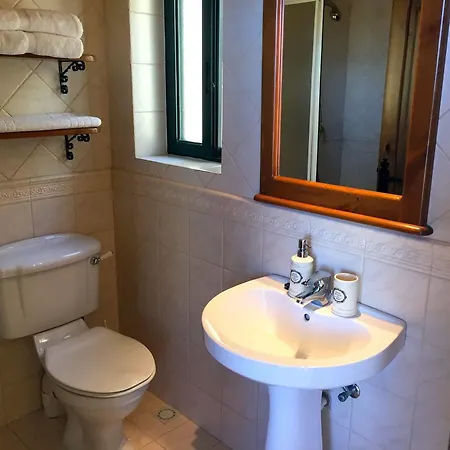 Ellie Boo Bed & Breakfast 4*