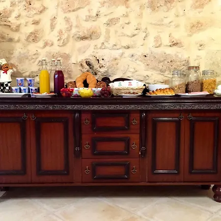 Ellie Boo Couette-café