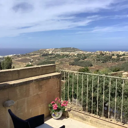 Ellie Boo Panzió Victoria