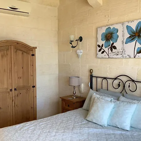 Ellie Boo Panzió Victoria