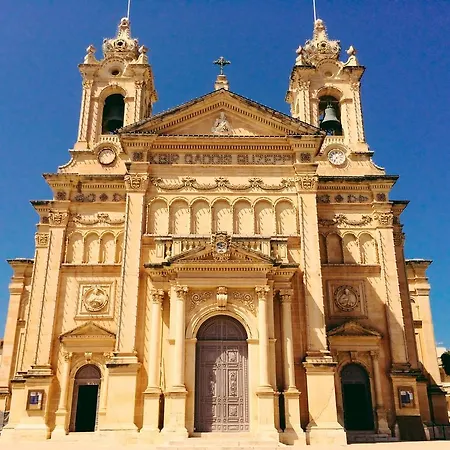 Ellie Boo Panzió Victoria