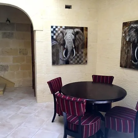 Panzió Ellie Boo Victoria