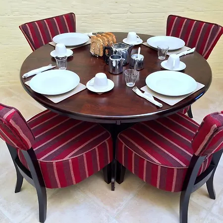 Ellie Boo 4* Victoria