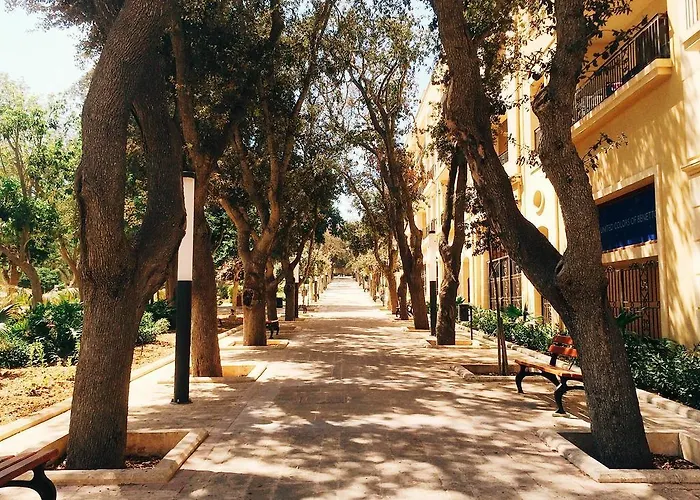 Ellie Boo Bed & Breakfast 4*