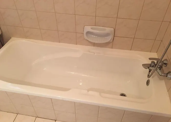 Ellie Boo 4* Victoria