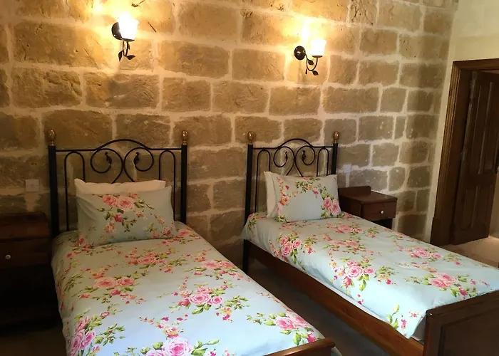 Ellie Boo 4* Victoria